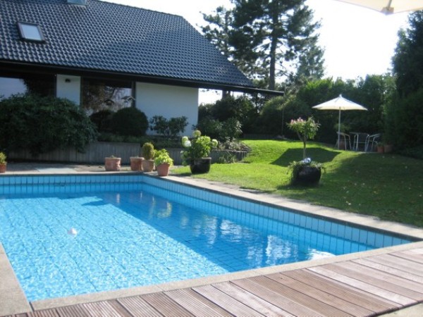 Attraktives Wohnhaus mit viel Platz und sonnigem Grundstück in bester Lage von Balingen